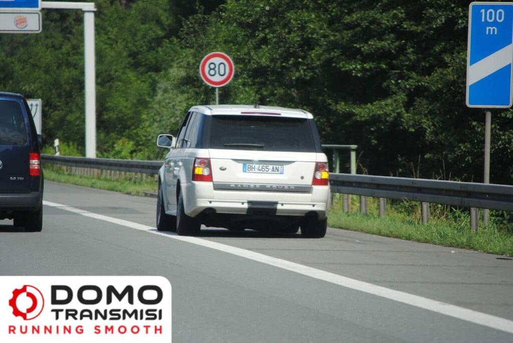 Cara Mengatasi Mobil Matic Mogok Mendadak