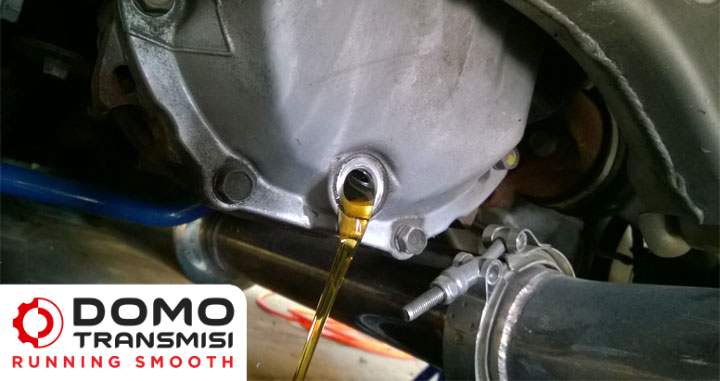 Penting Cari Waktu yang Tepat Ganti Oli Gardan Mobil 1 Waktu yang Tepat Ganti Oli Gardan Mobil