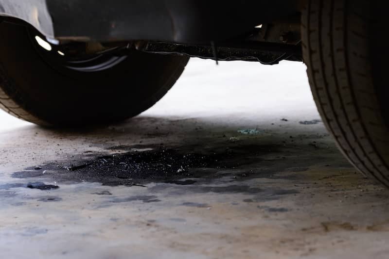 5 Penyebab Oli Transmisi Matic Rembes yang Wajib Diketahui