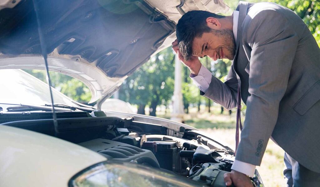 7 Penyebab Tarikan Mobil Ngempos & Cara Atasinya