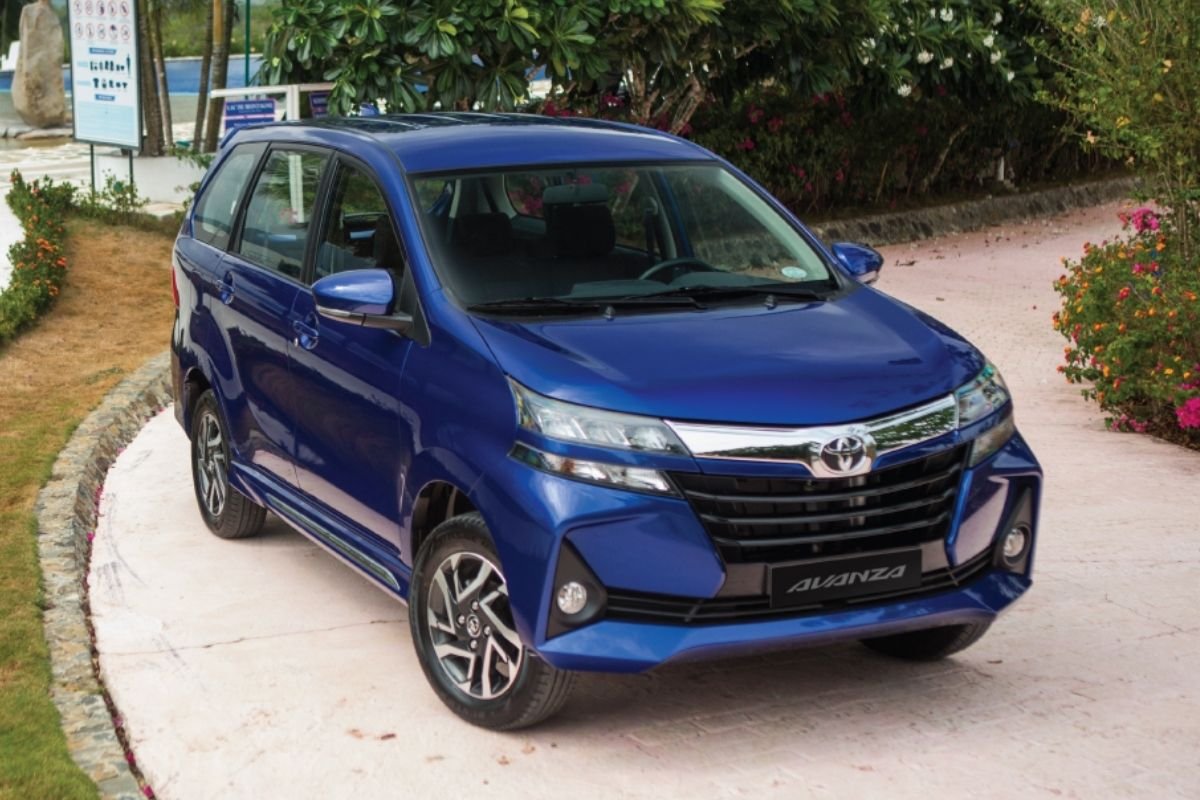 Mobil Avanza Delay