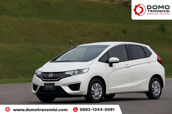 Bahaya Mobil Jazz Matic Selip