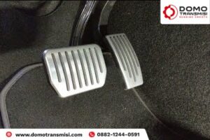 Injak Pedal Gas Terlalu Dalam Saat Menanjak