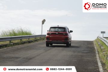 Tips Pindah Gigi Mobil Matic di Tanjakan