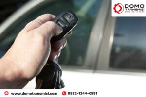 Tanda Baterai Remote Mobil Habis