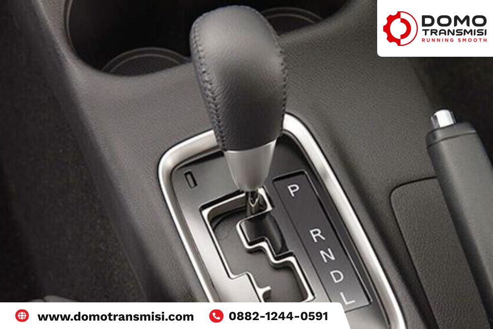 Cara Mengatasi Tuas Persneling Mobil Oblak