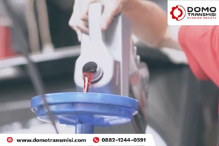 Efek Buruk Sering Biarkan Oli Transmisi Mobil Habis