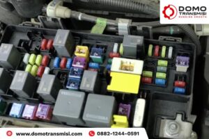 Penyebab Sekring Mobil Meleleh