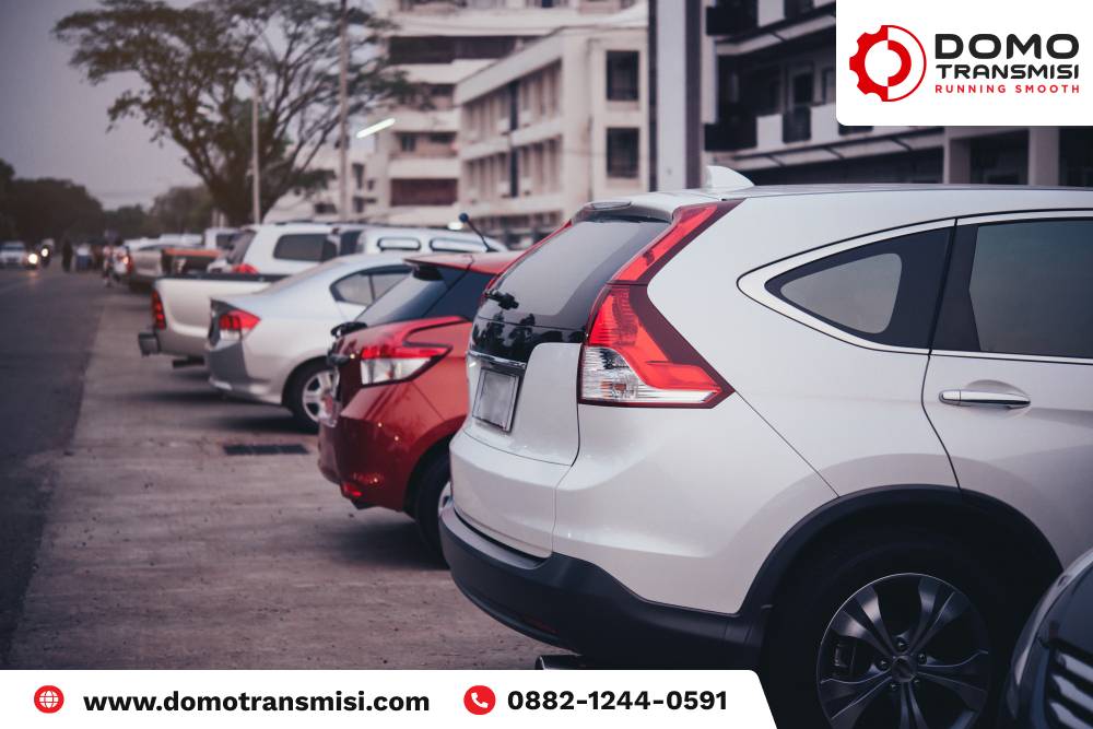 cara parkir mobil matic yang benar
