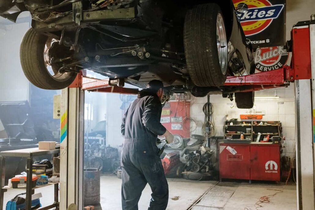 Transmisi Tersendat? Segera Cek Solenoid dan Torque Converter dengan Service Mobil Matic Daihatsu Luxio Terbaik Bintaro