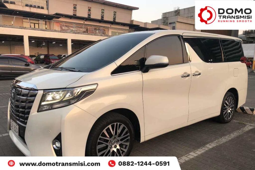 Mau Alphard Tetap Nyaman? Service Ganti Oli Mesin Toyota Alphard di Sambikerep ke DOMO Transmisi Tepat Waktu!
