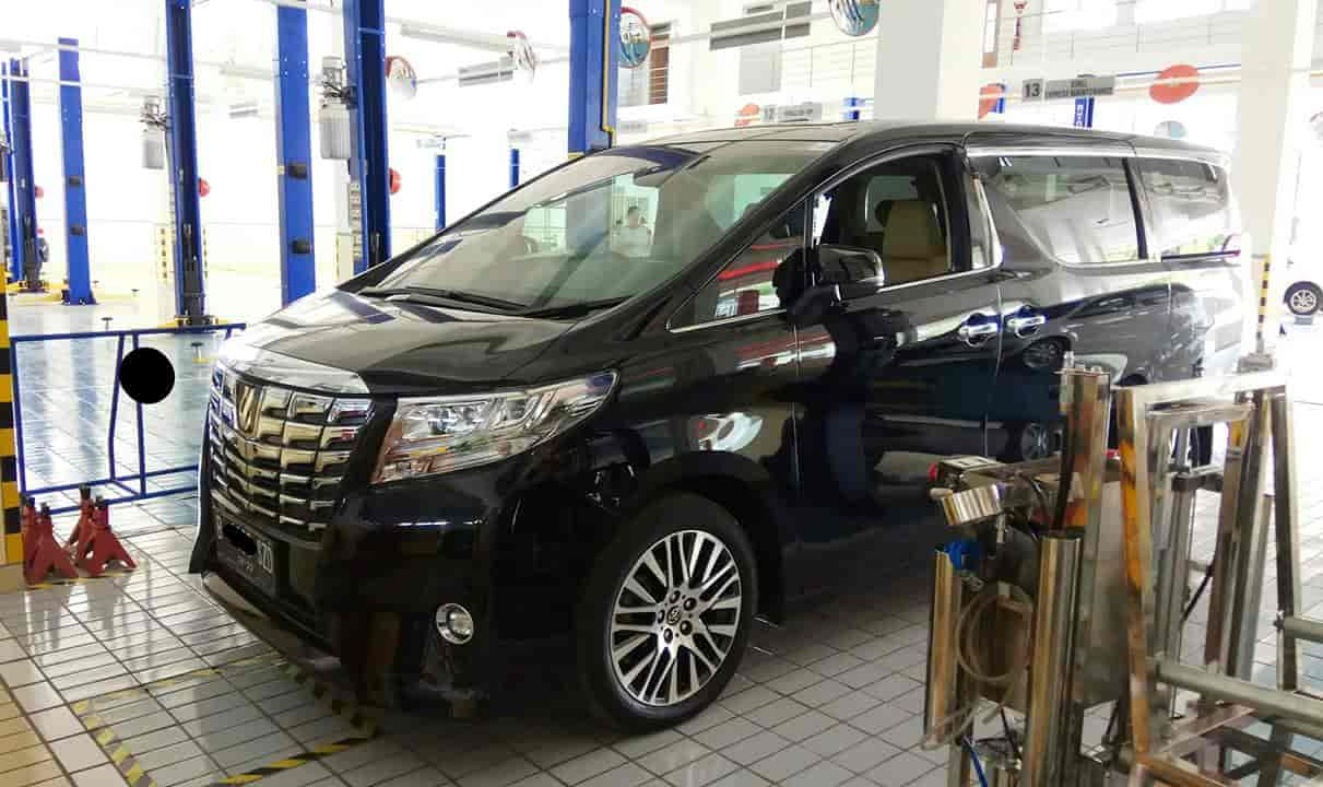 Blog 4 Kerusakan Transmisi Mobil Toyota Alphard di Dago: Waspadai Gangguan Shift Point, Ini Tandanya