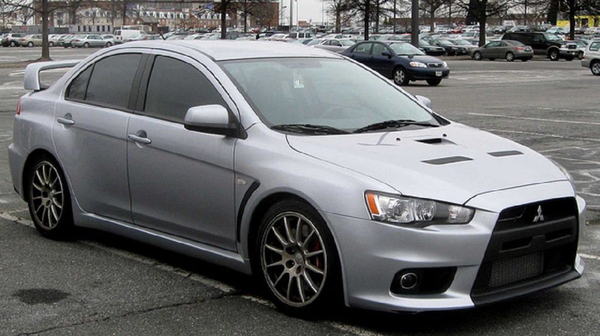 Blog 1 Sambut Lancer yang Lebih Responsif dan Hemat BBM dengan Perbaikan Body Valve Mitsubishi Lancer Cihampelas